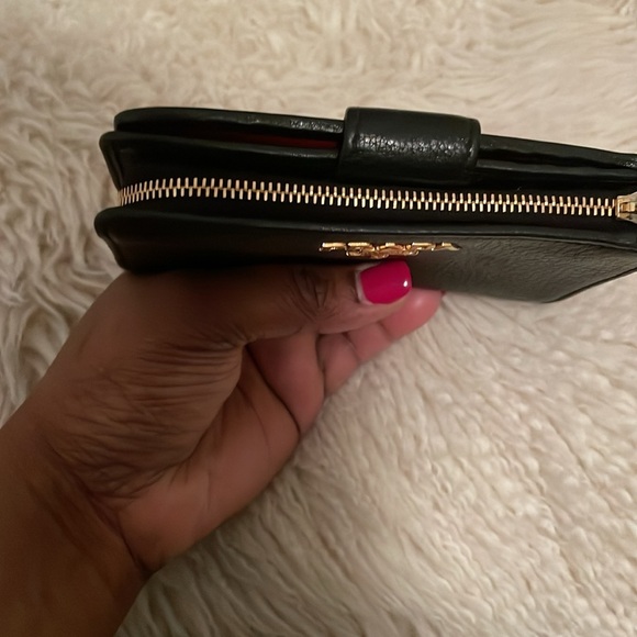 Prada Black Wallet - Picture 8 of 11